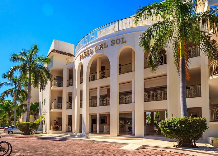 Paseo Del Sol By Royal *